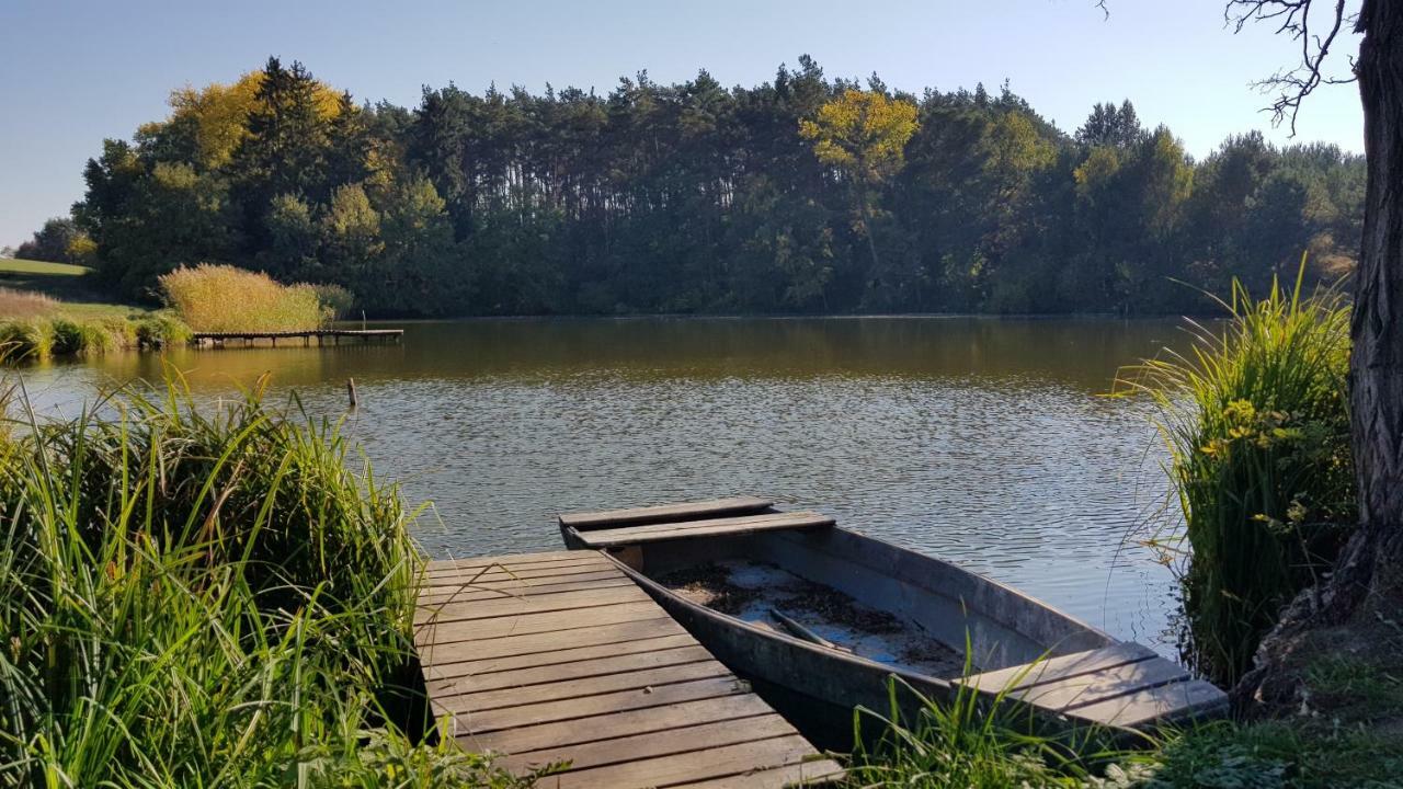 Stawy U Sikory - Dom Rybak - Agroturystyka I Lowisko Nowa Wies  Buitenkant foto